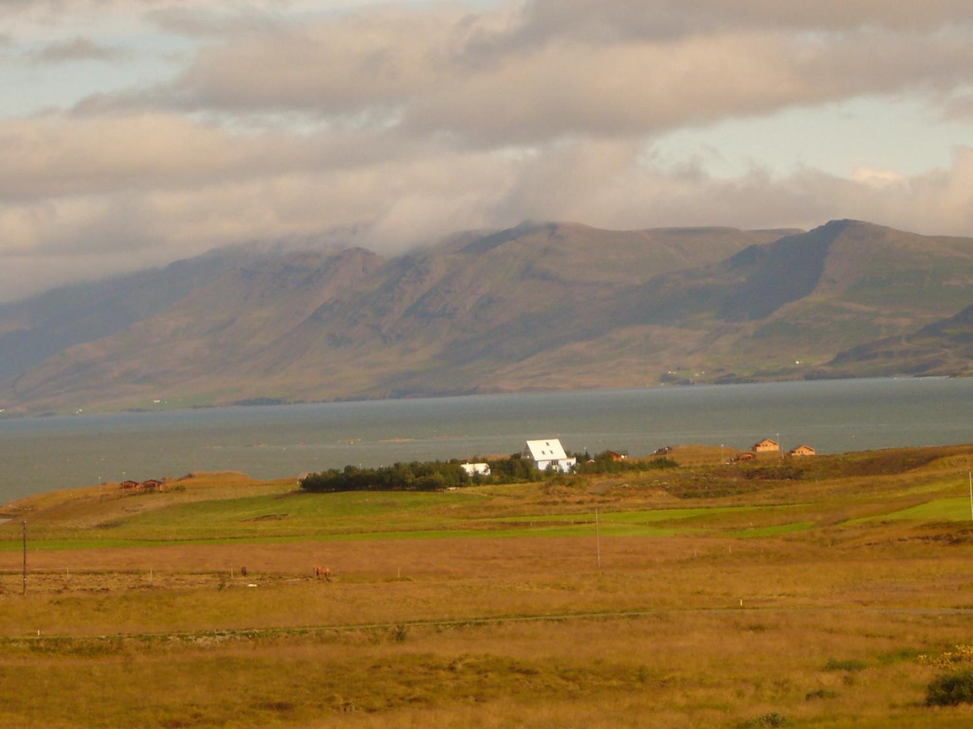Guesthouse Petursborg Akureyri Luaran gambar